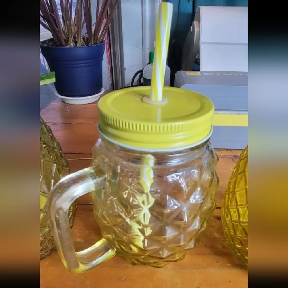 3 Glass Pineapple Cups Summer